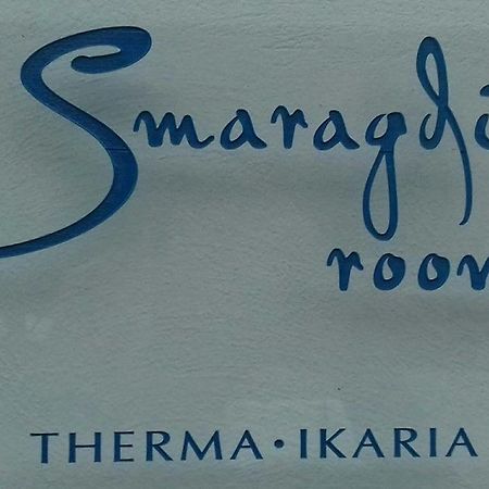 Smaragdi Studios And Rooms Agios Kirykos  ภายนอก รูปภาพ